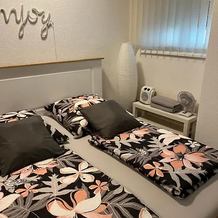 Guest David 11 Apartment